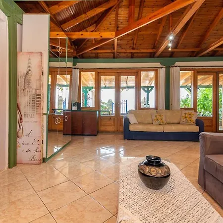 Front Beach House Skala Kallirakhis