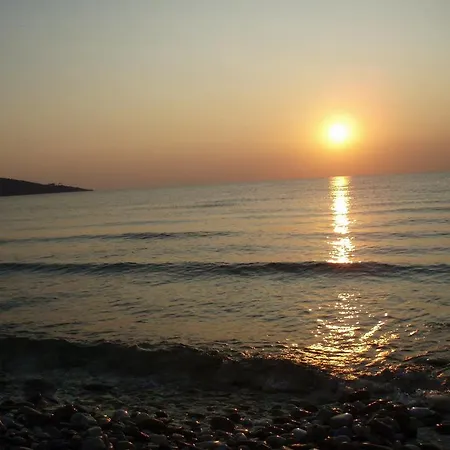 Front House Prázdninový dům *