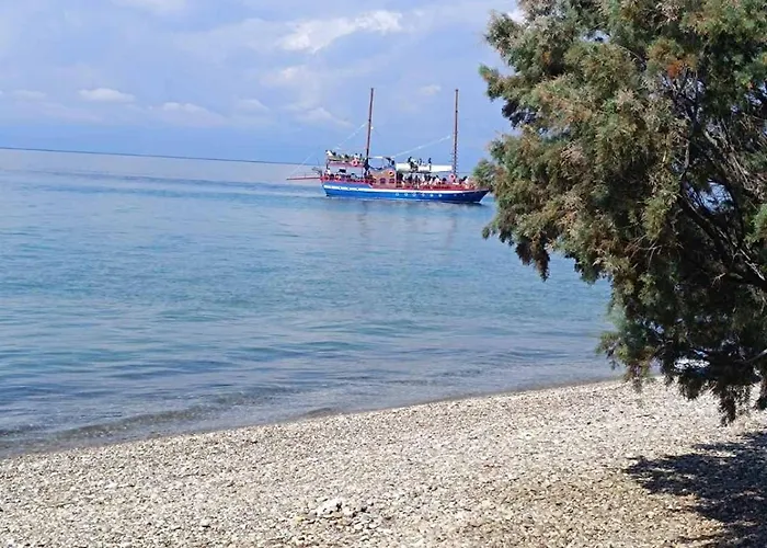 Front House Skála Kallirákhis