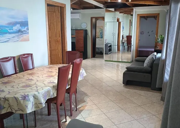 Ferienhaus Front House